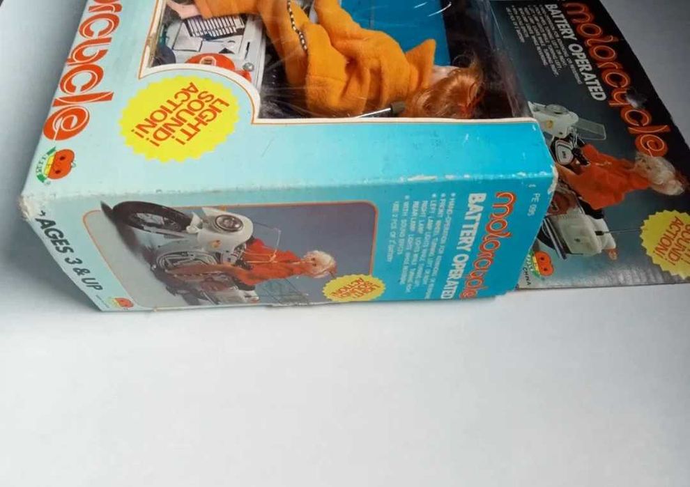 Jucărie veche Chinezeasca PE 095, păpușă perioada comunista, nejucata