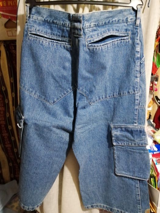 Дънки        нови