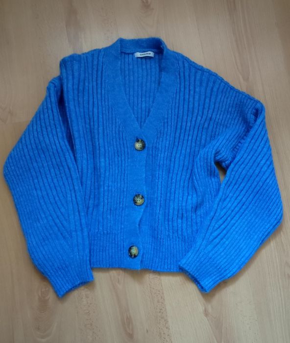 Дамски жилетки с къс и дълъг ръкав