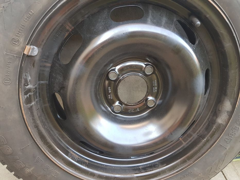 Anvelope și Jenți, Noi. R15