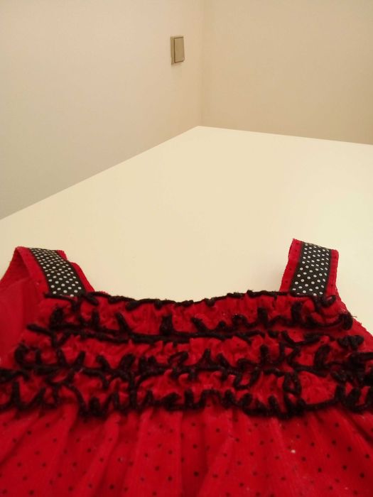 Коледна рокля и блуза за момиче 2-4 г.-18 лв.