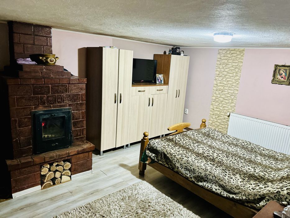 VÂND PROPRIETATE GENEROASĂ tip duplex, 1680 teren total.