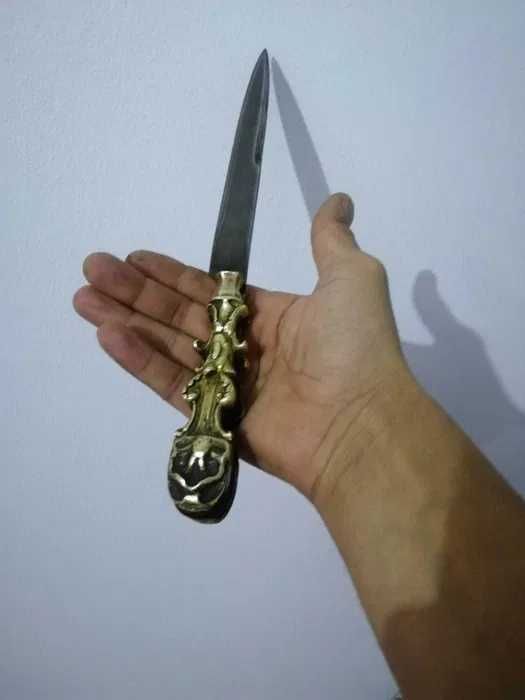 Lot vintage de 8 cutite deosebite 2