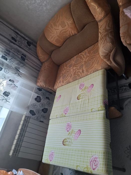 Продам диван, кресло