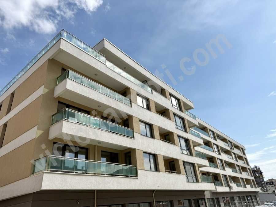 Продава се Тристаен апартамент в Велико Търново, Център - 152 кв.м за 695 €/кв.м - Снимка #1