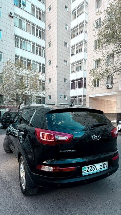 Продам Kia Sportage 2010г