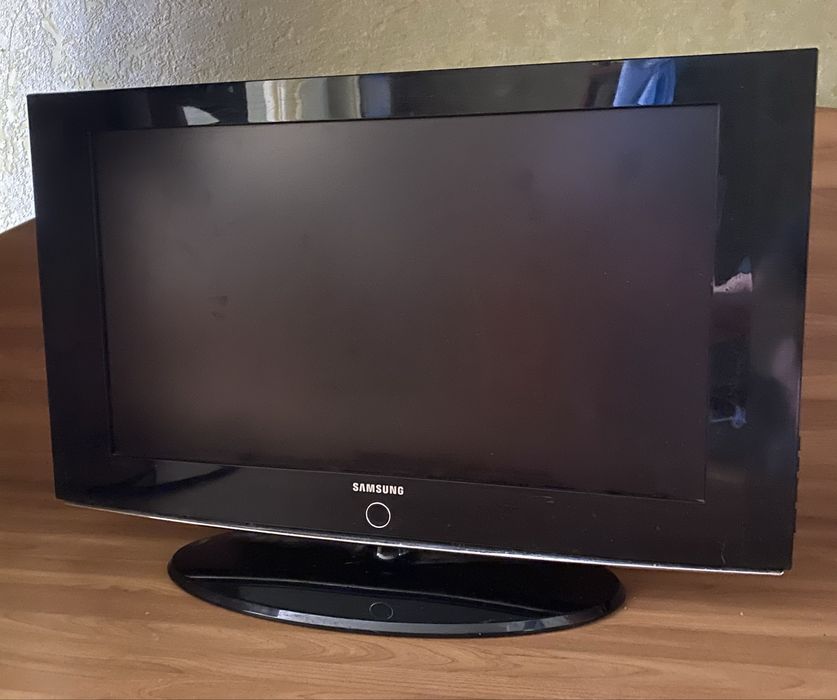 Продам телевизор Samsung
