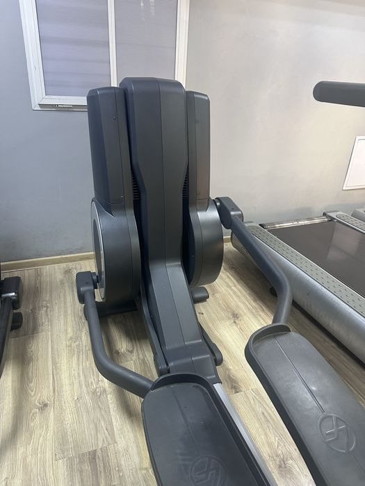 Кростренажор Life fitness 95X Discover SE