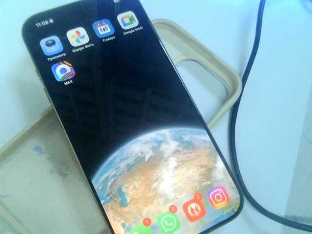 Apple iPhone 16 Pro   Т.РЫСКУЛОВ