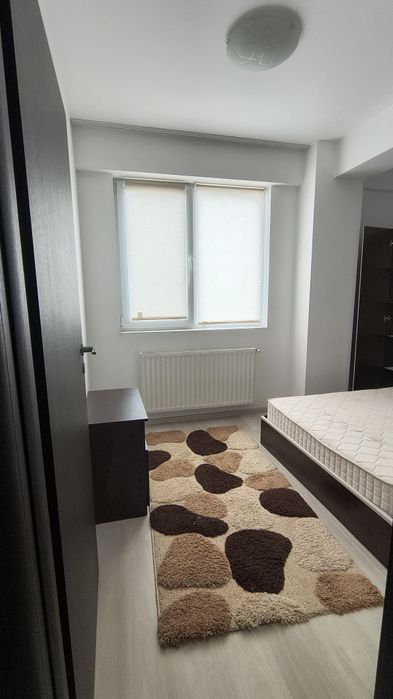 Închiriez apartament 2 camere
