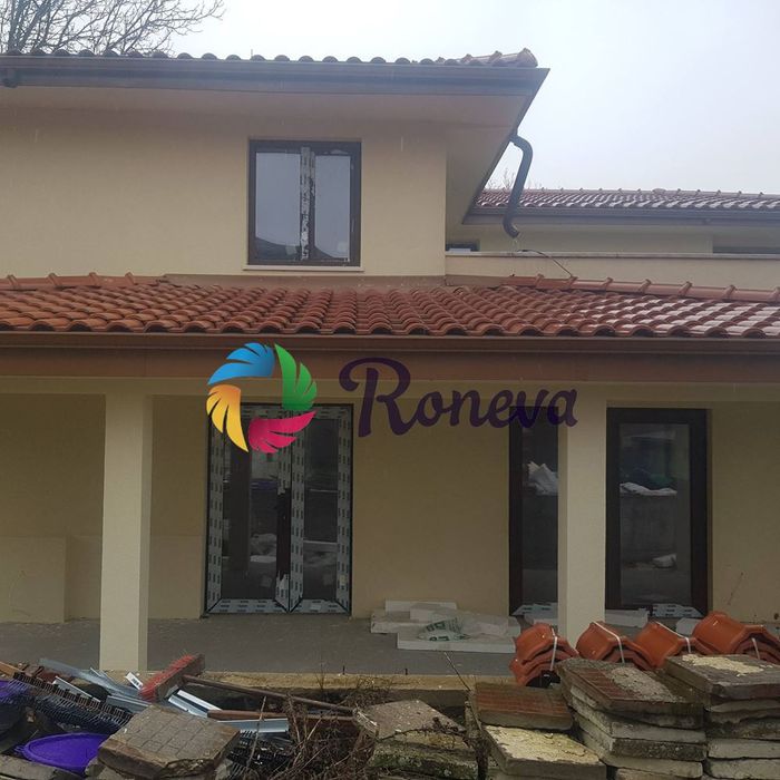 Къща в Варна, област-с.Долище площ 230 цена 280000