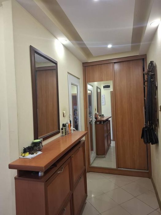 Продава се Двустаен апартамент в Бургас, Изгрев - 63 кв.м за 2381 €/кв.м - Снимка #3