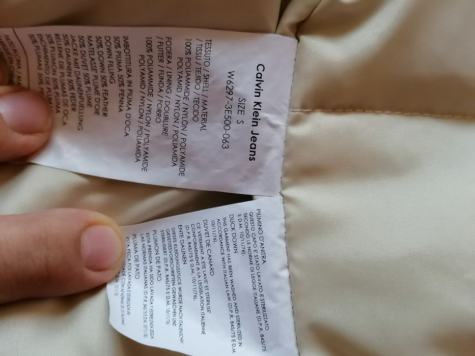 Geaca damă Calvin Klein jeans umplutura de puf și pene