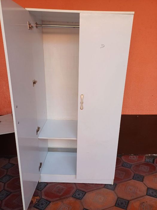 Shkaf yangidek sastayana zor