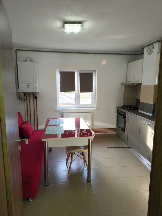 Inchiriez apartament 2 camere
