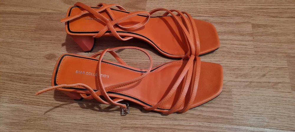 Sandale Deichmann Noi