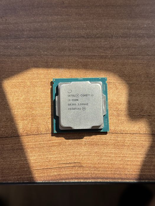 Процессор i3 8100