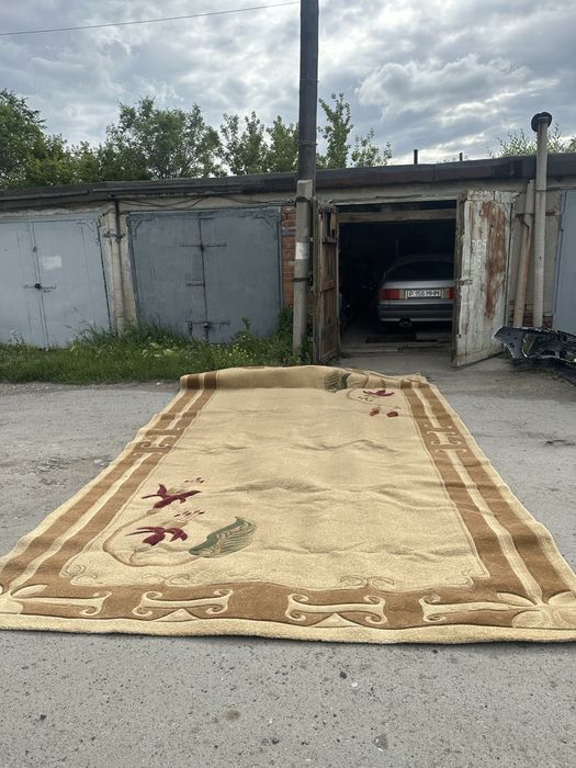 Продам ковер большой
