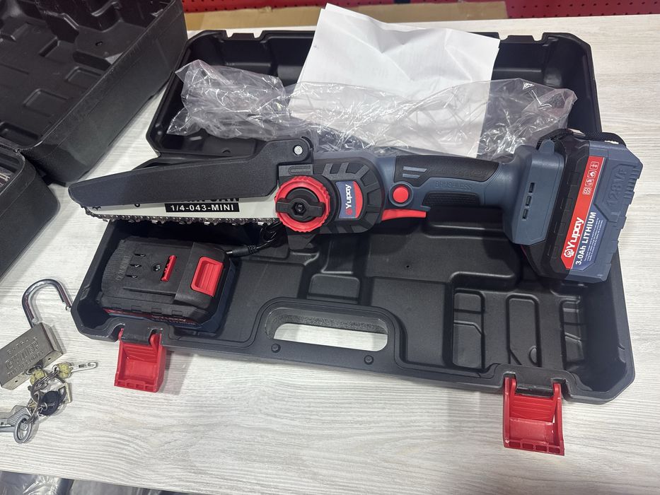 Электропила аккумуляторная