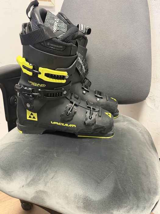 Clapari ski fischer vacuum full fit 130 27,50