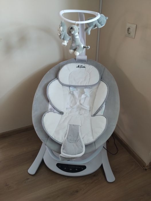 Електрическа бебешка люлка Cangaroo La Scala
