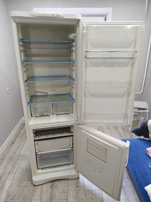 Индезит холодильник