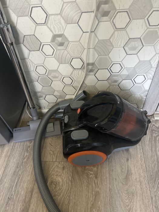 Пылесос на запчасти