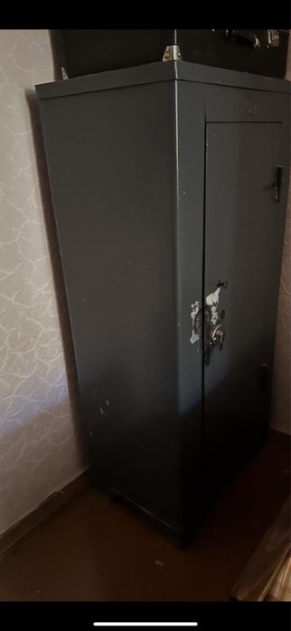 Продам Сейф Срочно!