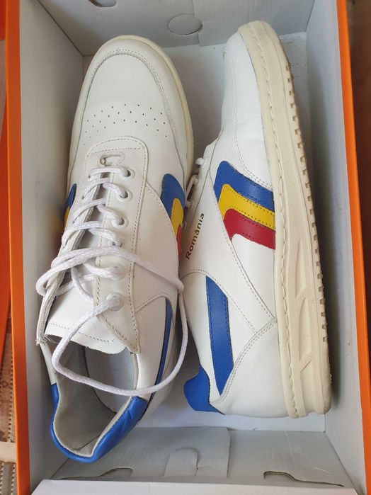 Adidasi colectie Lot National Romania nou- unicat Schimb cu diverse