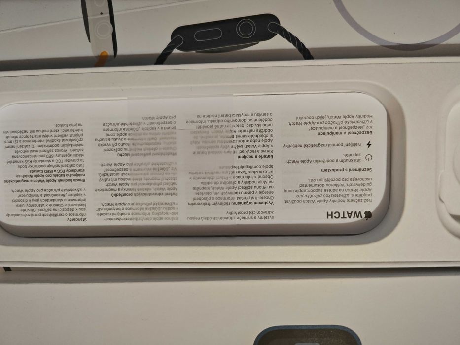 Смарт часовник Apple watch SE 3