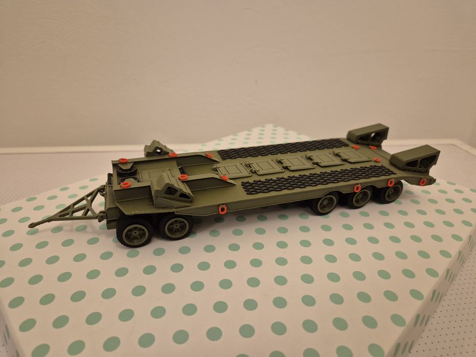 Macheta Trailer P50 5 axe Scara 1/43