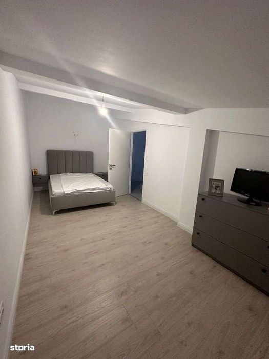 Vila P+1+M cu gradina individuala langa padure-NEGOCIABIL