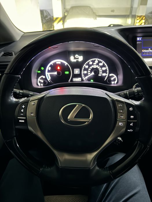 Lexus RX450h для продажи