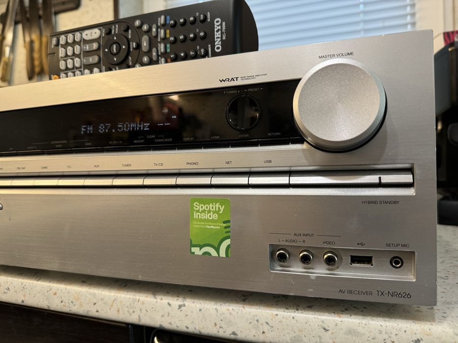 Onkyo TX-NR626 Bluetooth Wi Fi качествен ресивър
