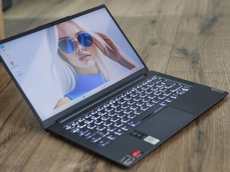 Lenovo Yoga 7 slim AMD Ryzen 7, 16GB DDR4, 512GB SSD PCIe, 14" FHD