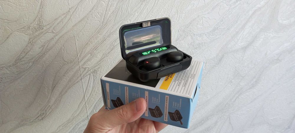 Продам новые Наушники
