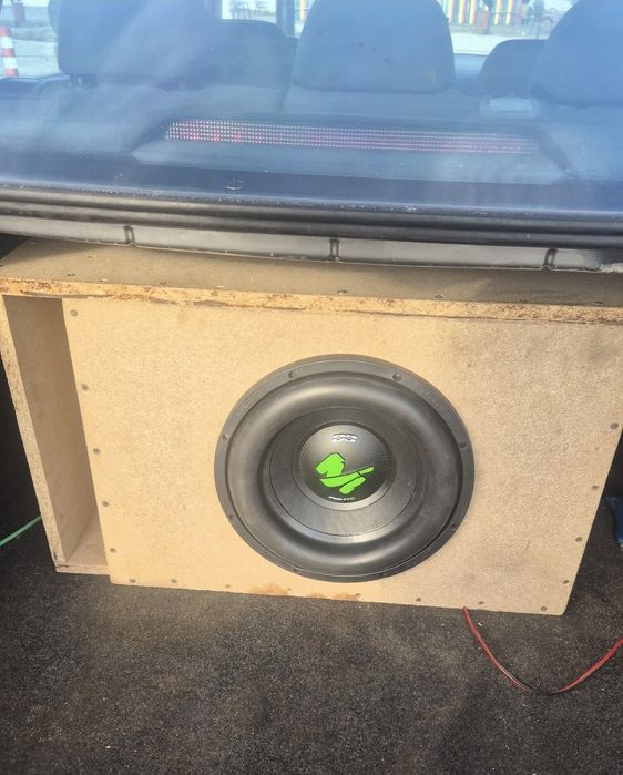 Vand subwoofer 2000w