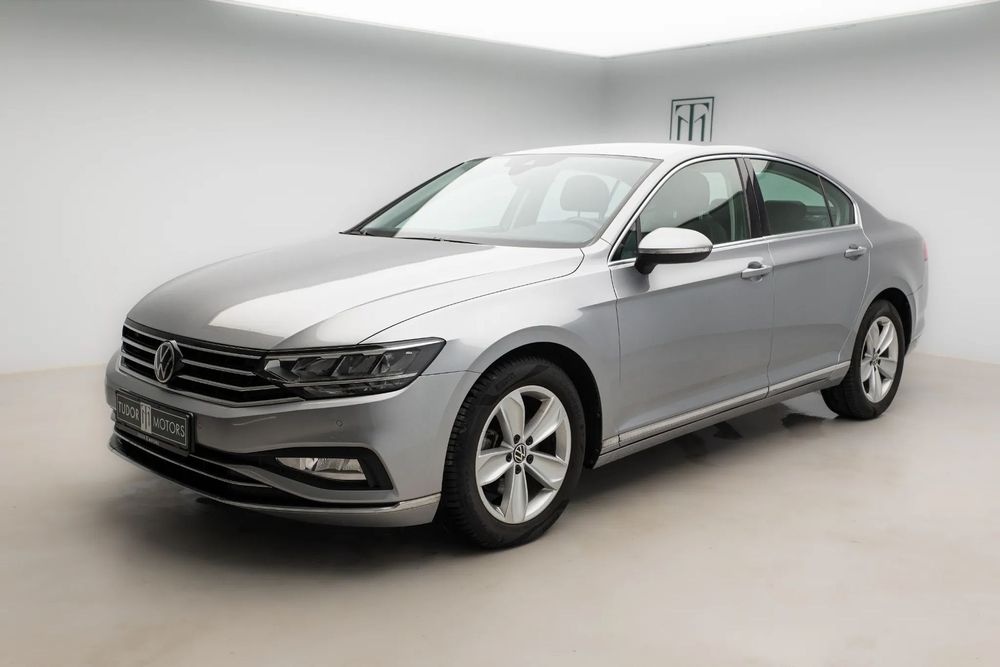 Volkswagen Passat Volkswagen Passat 2.0 TDI SCR DSG Elegance - 2020 - 65382 km