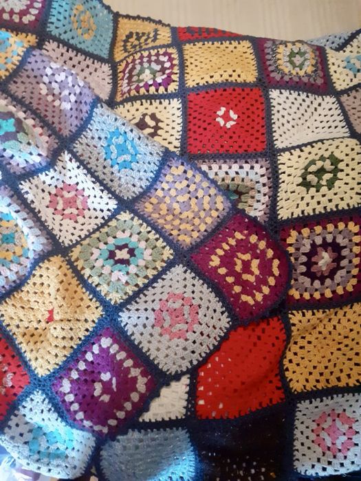 Одеала плетени на една кука/пачуърк