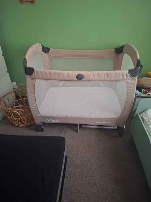 Patut pentru bebelus, Graco