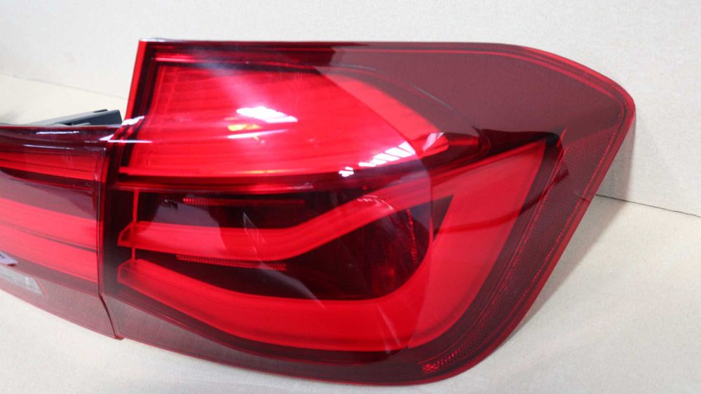 Стопове комплект затъмнени  БМВ Ф30 М3 Ф80 Фейслифт BMW F30 F80 LCI