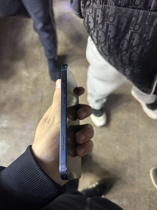 Айфон 13 каробка док 300$