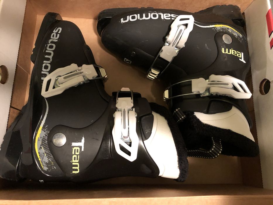 Горнолыжные ботинки детские