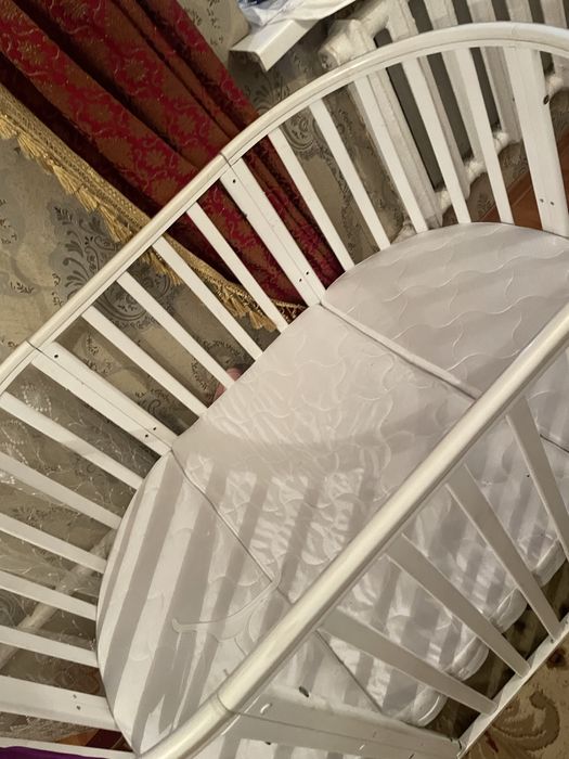 Продам детский манеж срочно