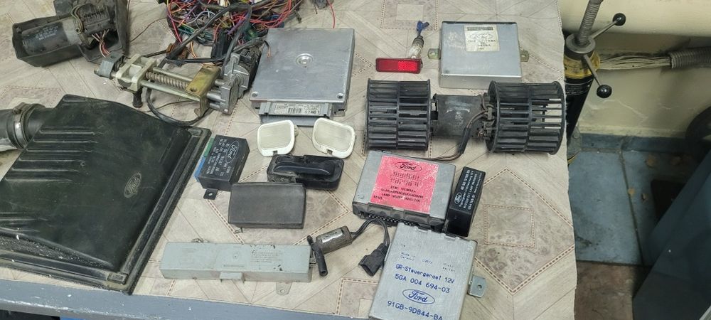 Запчасти Форд Скорпио