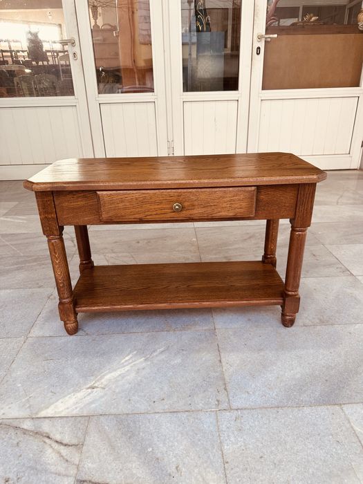 Дъбова масичка / конзолна маса с чекмедже – масив дъб