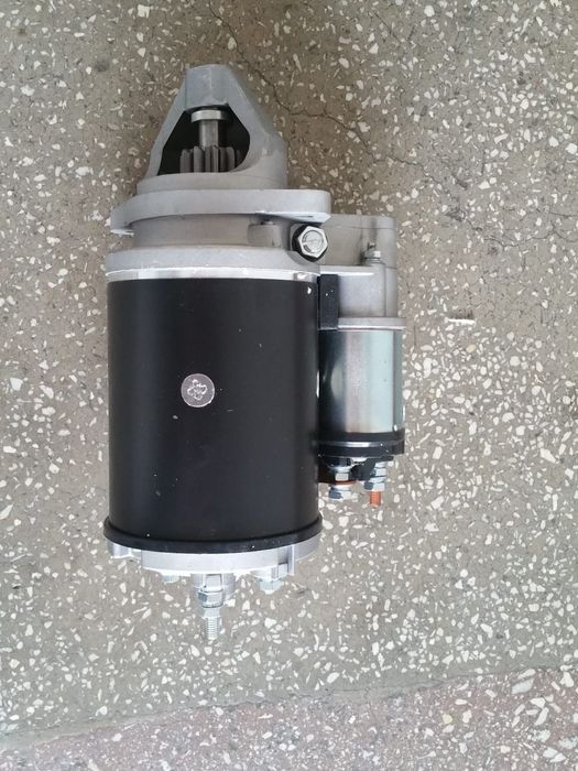 Electromotor nou Komatsu WB