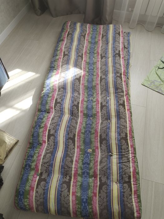 Продам матрас в отличном состоянии