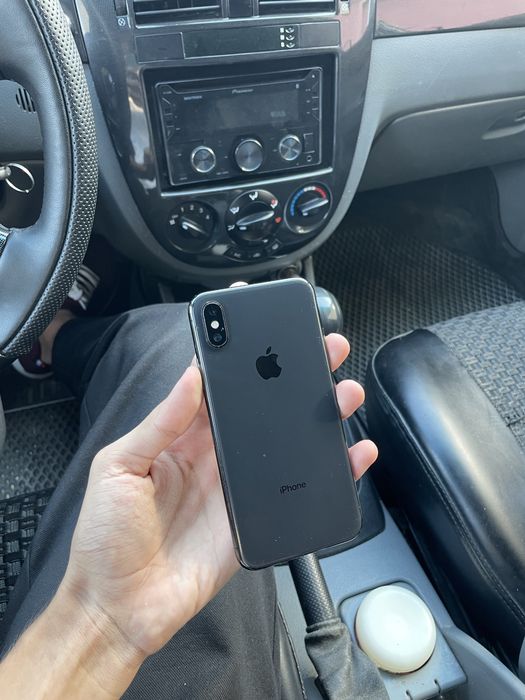 Iphone x 64 gb 100 yomqust