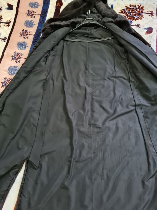 Продам норковую шубу